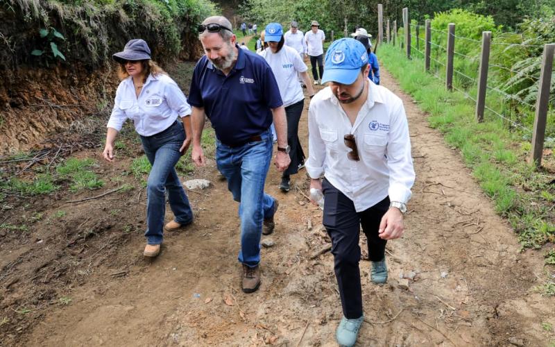 Verifican avances de proyectos rurales en Nebaj