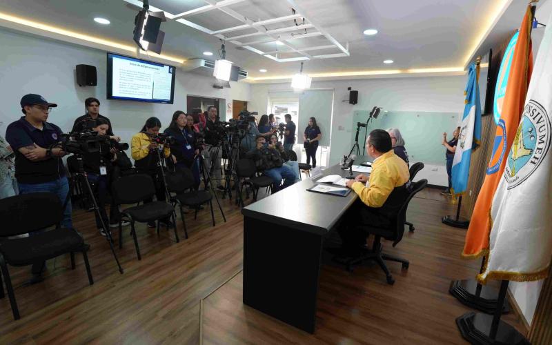 INSIVUMEH y Conred presentan pronósticos y acciones de prevención para la época lluviosa 2026