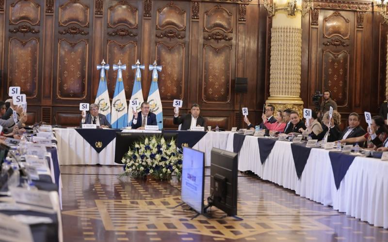 Infraestructura vial, educación y saneamiento encabezan propuesta de inversión para 2027