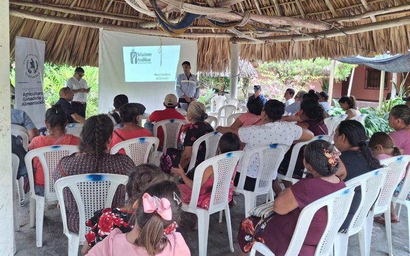 Productores escuintlecos avanzan en su organización y legalización