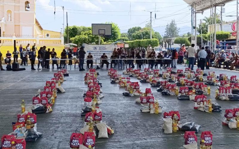 Apoyo alimentario llega a más de ocho mil hogares en distintos municipios
