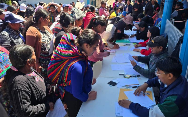 Más de 13 mil familias reciben alimentos por trabajo en proyectos comunitarios