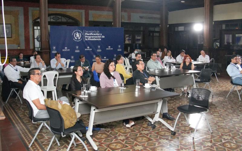 La comunidad de práctica de prospectiva llevó a cabo su primer encuentro en la Antigua Casa de la Lotería.