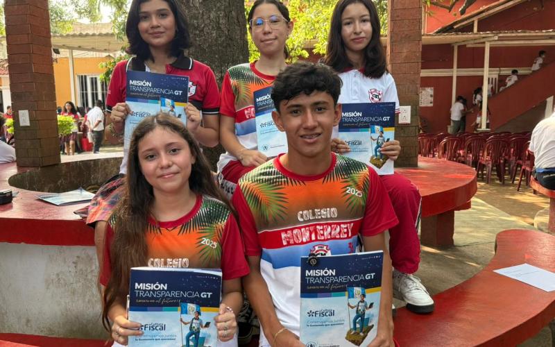 Juventud de Retalhuleu se capacita para transformar su entorno
