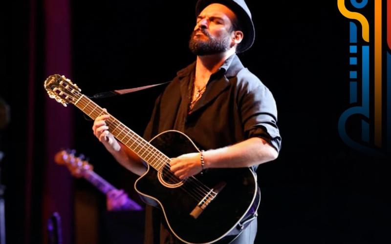 La Gran Sala «Efraín Recinos» ovacionó el Tributo a Ricardo Arjona. 