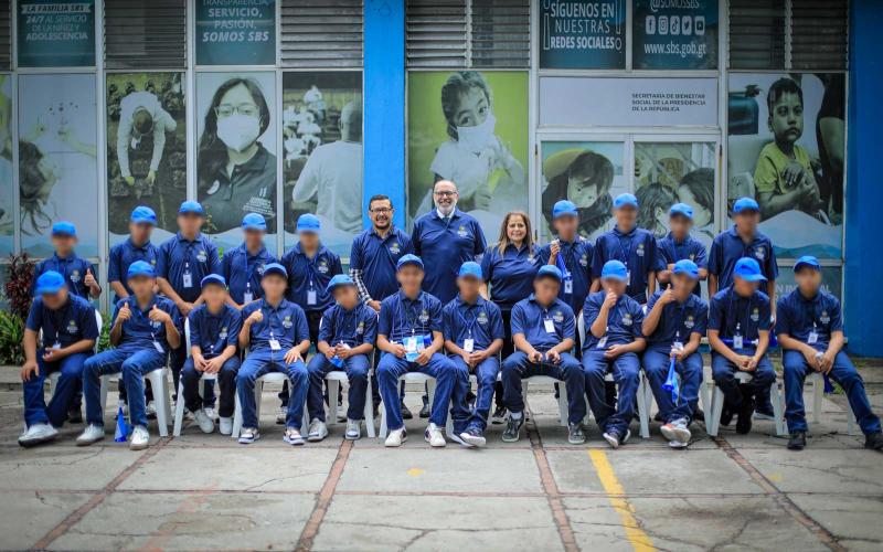 Residencia Onice II celebra su noveno aniversario con una gira recreativa y educativa en Guatemala