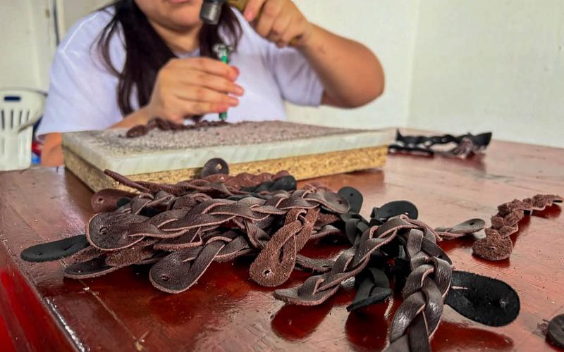 Alianza estratégica impulsa nuevo proyecto de formación en cuero para adolescentes de Gorriones