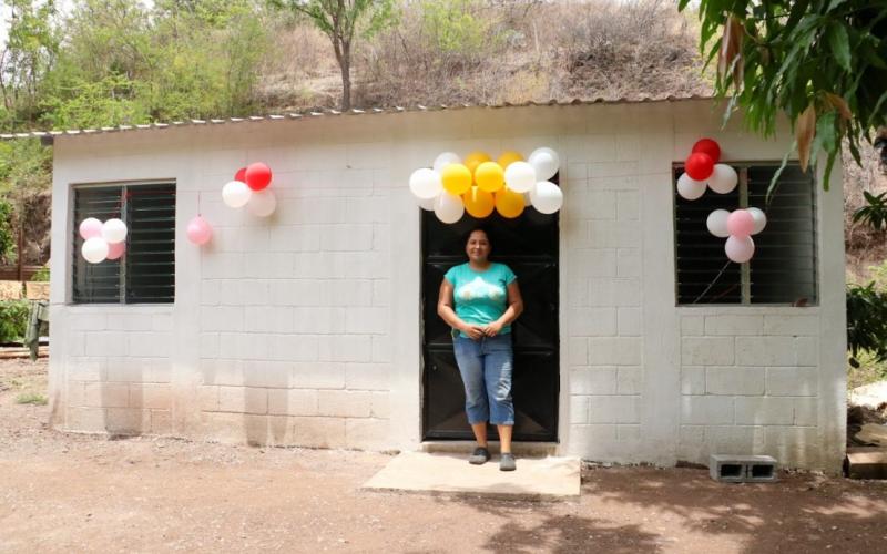 Familias de Usumatlán reciben viviendas dignas