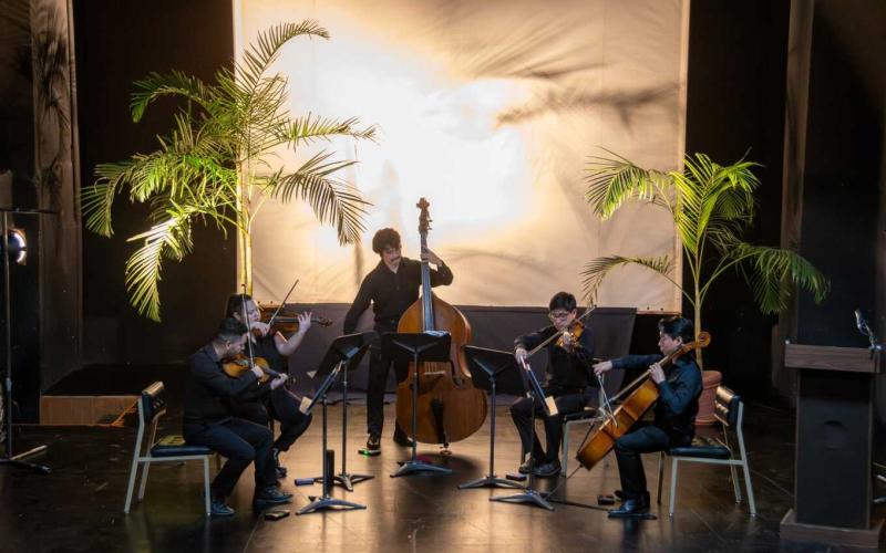 Cuarteto Primavera y Luis Véliz cautivan al público en el Teatro de Bolsillo