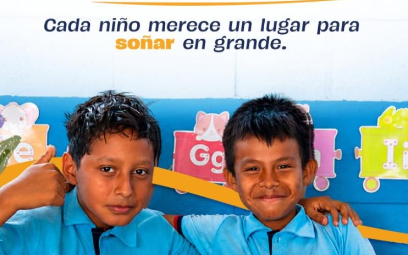En la UCEE florecen las oportunidades, crecen los sueños.
