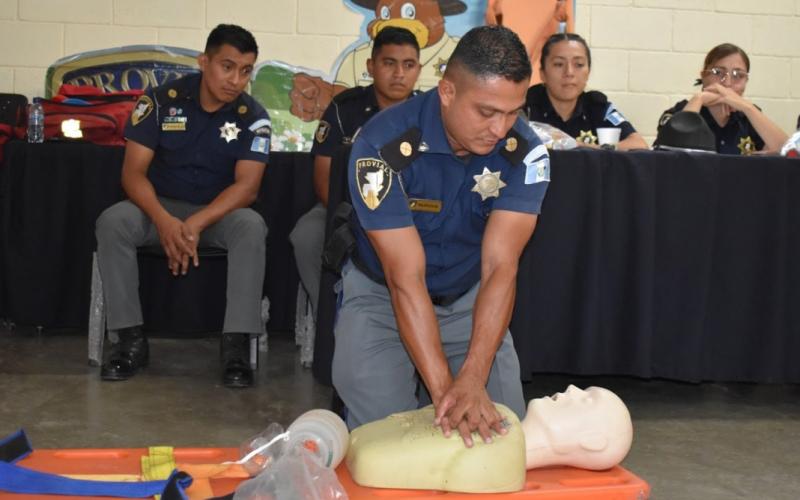 Brigadas se capacitan en primeros auxilios para brindar apoyo en carretera 