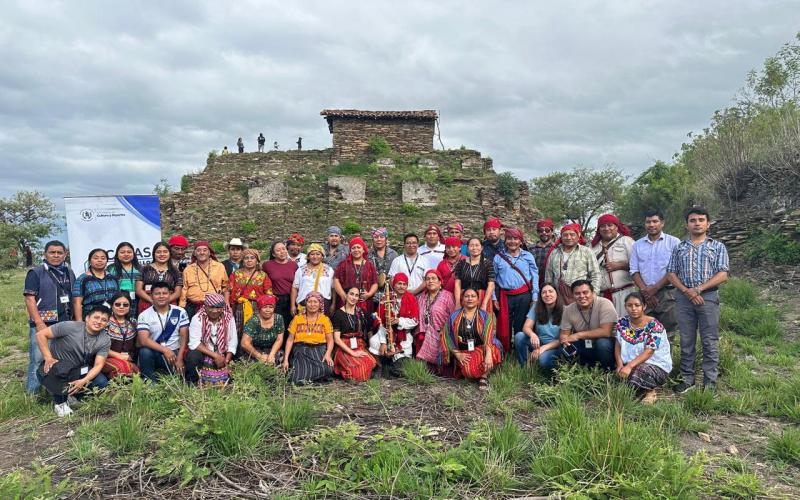 Segundo Encuentro Interregional de Ajq’ijab’ fortalece la transmisión de la sabiduría ancestral maya. 