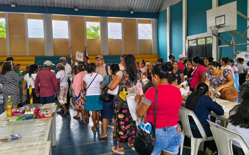 APA inicia entrega de alimentos a más de tres mil familias