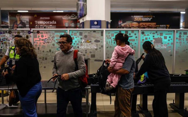 Viajeros ya no tendrá que quitarse los zapatos durante la inspección