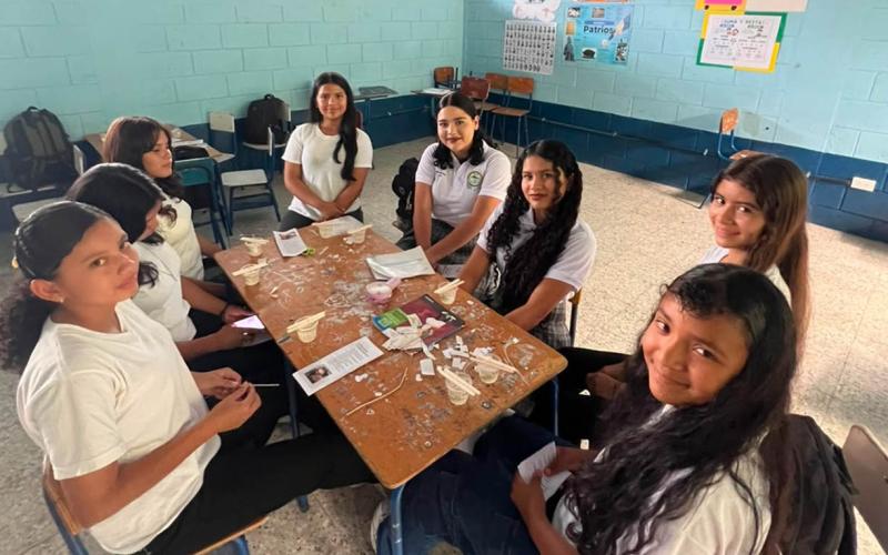 Emprendimiento juvenil recibe impulso técnico mediante formación práctica en Jalapa