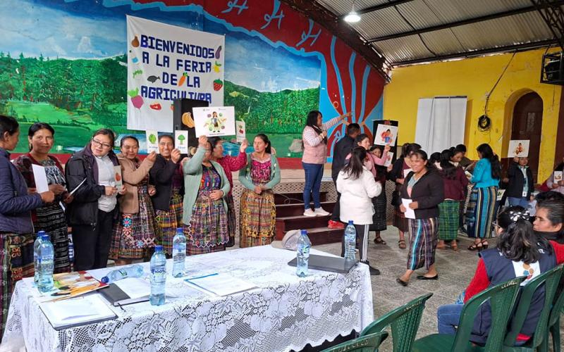 Ferias de alimentación escolar impulsan la salud y nutrición de la niñez en Totonicapán