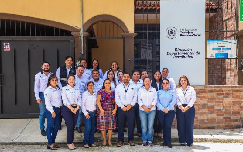 La ministra de Trabajo y Previsión Social, Miriam Roquel, supervisó la nueva sede de la Dirección Departamental del Ministerio de Trabajo y Previsión Social en Retalhuleu.