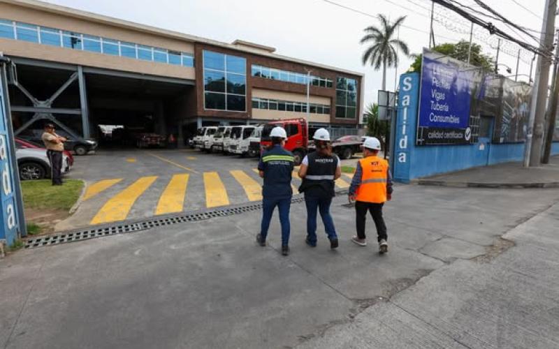 El Ministerio de Trabajo y Previsión Social (Mintrab), a través de la Inspección General de Trabajo (IGT) y del Departamento de Salud y Seguridad Ocupacional (SSO), realizó la primera diligencia de inspección .