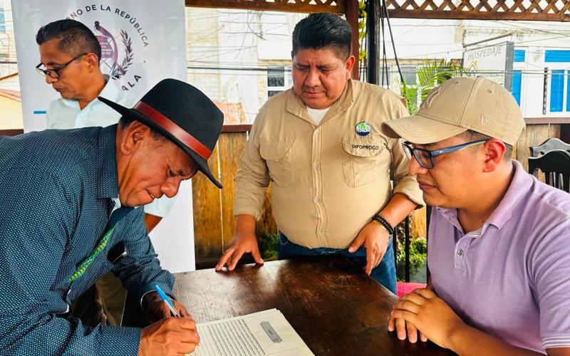Organizaciones de productores avanzan en su formalización legal en Sololá