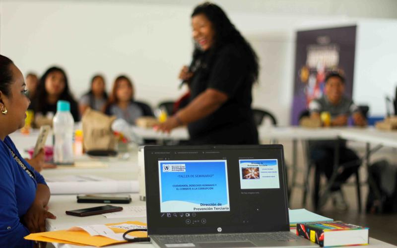 Adolescentes avanzan en su seminario 