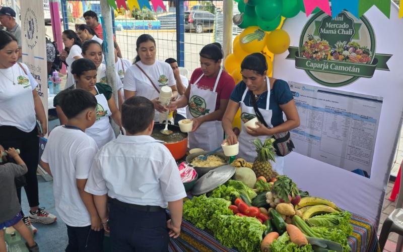 Recetas con productos locales promueven una alimentación escolar saludable en Camotán