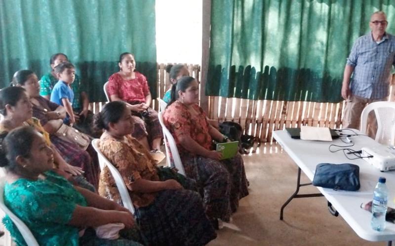 Productoras de cacao avanzan en el proceso de formalización de su asociación