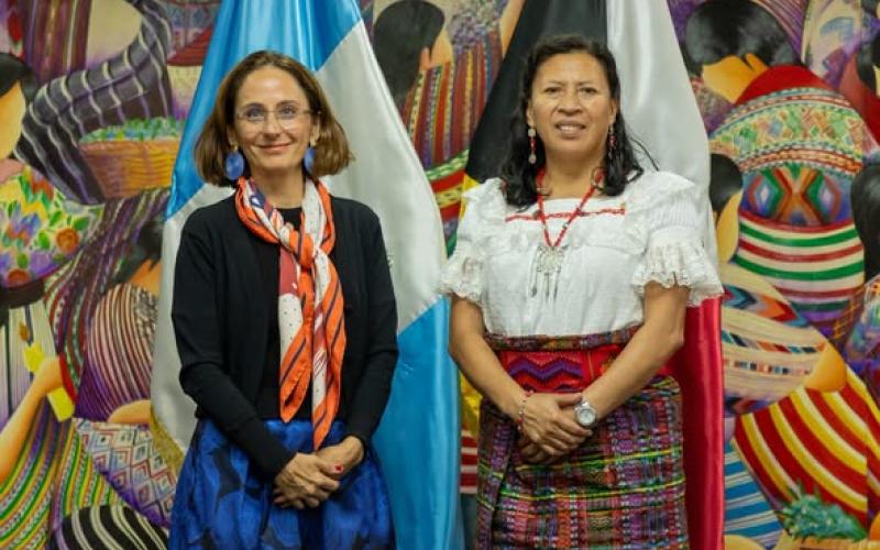 La ministra de Trabajo y Previsión Social, Miriam Roquel, recibió a la Embajadora de Turquía en Guatemala, Beliz Celasin.