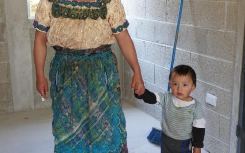 Fopavi apoya a guatemaltecos en situación de pobreza y pobreza extrema a acceder a subsidios habitacionales.