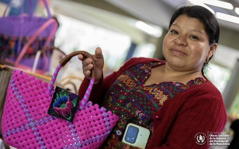 Doña Telma Chocoj. Artesana de San Martín Jilotepeque, Chimaltenango. 