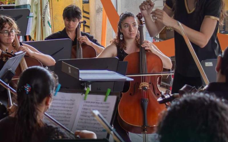 Orquesta Sinfónica Regional de Oriente inspira a estudiantes con concierto