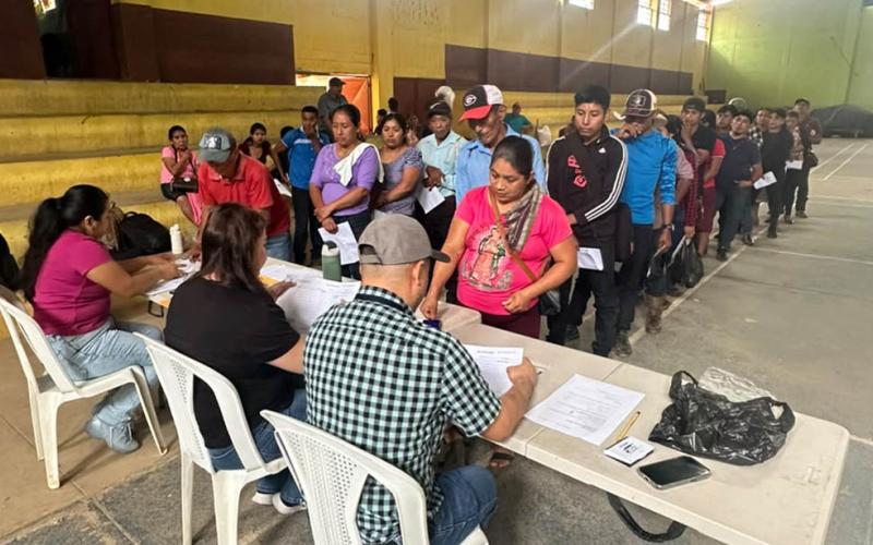 Entregan insumos que fortalecen la alimentación familiar en La Unión, Zacapa