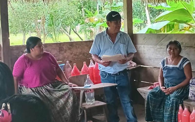 Productores de San Luis, Petén, capacitados en sistemas agroforestales