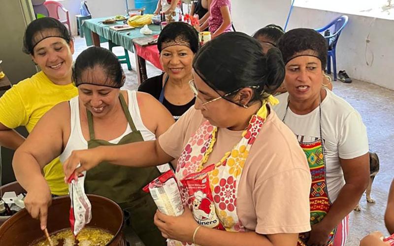 Integrantes de CADER fortalecen conocimientos en alimentación saludable