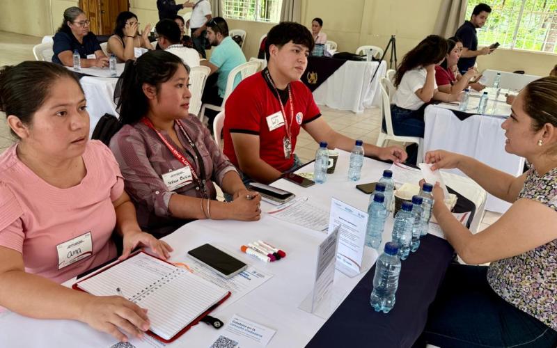 Realizan Diálogo por la Transparencia en Petén
