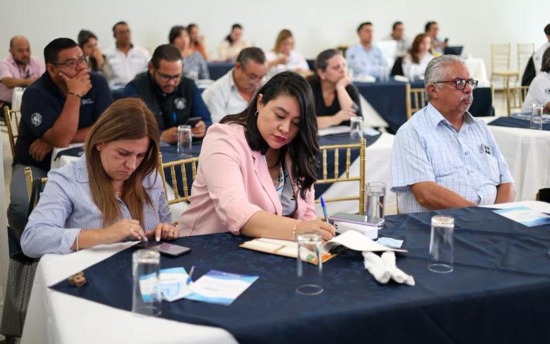  Inspectores de la región central de la Inspección General de Trabajo (IGT), del Ministerio de Trabajo y Previsión Social (Mintrab), iniciaron jornadas de formación impartida por la Secretaría Contra la Violencia Sexual, Explotación y Trata de Personas.