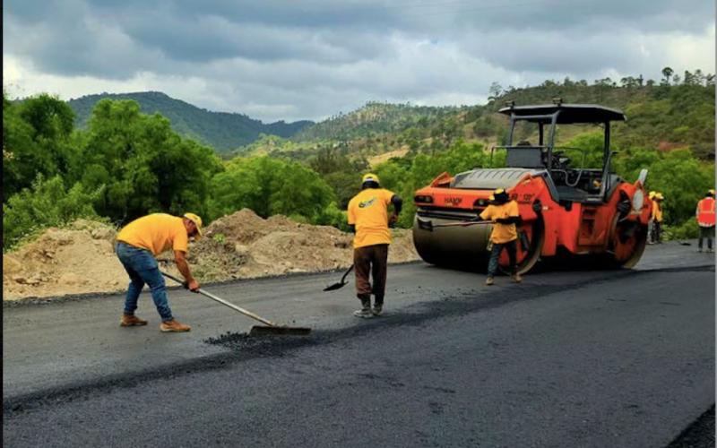 Avanza el Libramiento de Jalapa con la primera capa de asfalto