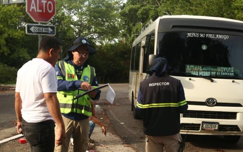 Controles buscan prevenir accidentes y proteger a usuarios en Jutiapa