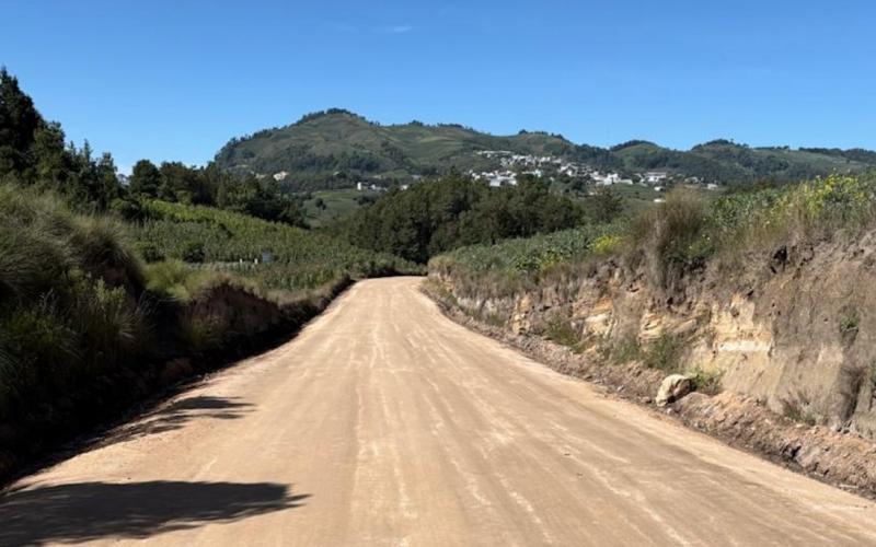 Habitantes de la aldea Chiquisis en Sololá ya cuentan con un mejor camino 