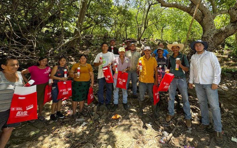 Ganaderos de San Juan Tecuaco fortalecen prevención del Gusano Barrenador