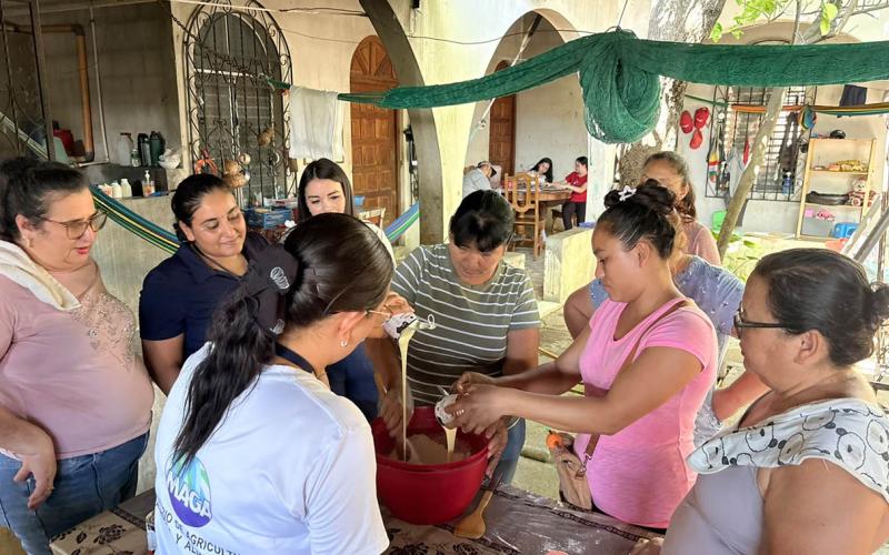 Impulsan taller de elaboración de dulces típicos en Zacapa