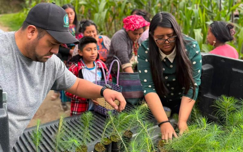 Jóvenes fortalecen la conservación ambiental en Totonicapán