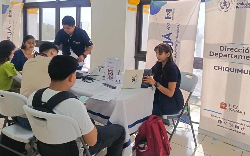 Mintrab realiza Kioscos de Empleo en diversos departamentos.