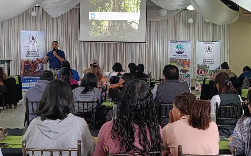Optimizan capacidades de liderazgo en extensionistas y jóvenes de San Marcos