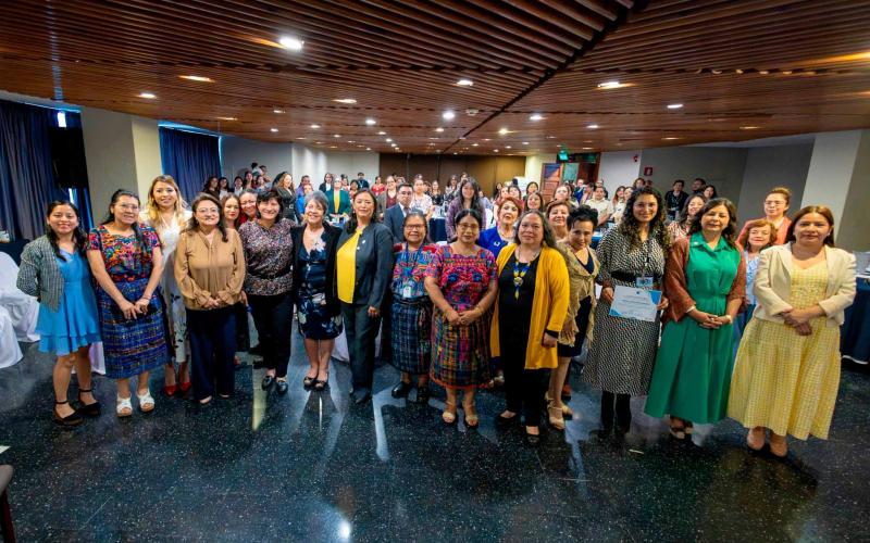 Mintrab realiza Panel-Foro por aniversario de la Oficina Nacional de la Mujer