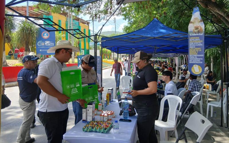 Promueven la prevención, detección y notificación oportuna del Gusano Barrenador en El Progreso