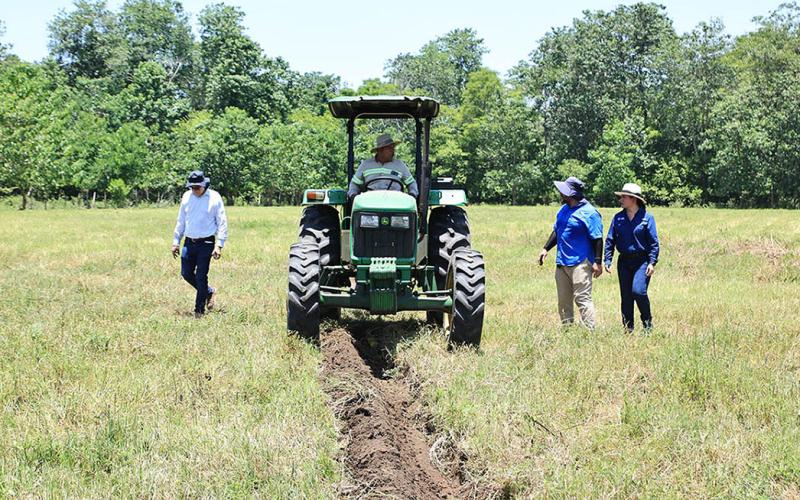 Suelos y Agua para el Futuro avanza en Escuintla y Santa Rosa