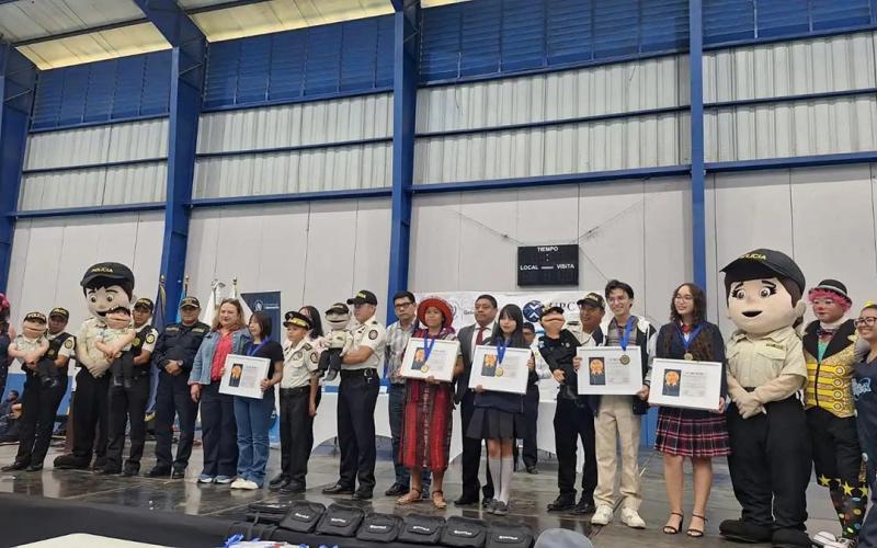  Suman más de 400 mil beneficiarios de programas de prevención NoticiasActualidad agosto 13, 2026  Los programas están destinados a fortalecer la presencia policial en actividades preventivas y generar confianza de las autoridades hacia la población.  El 