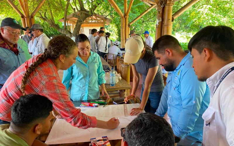 Técnicos de Escuintla y Santa Rosa fortalecen capacidades en metodología Keyline