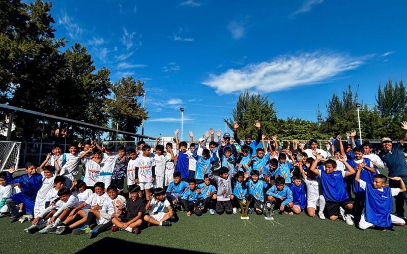Súper Estrellas y Centro Deportivo Gerona se coronan campeones de "El Mundialito". 