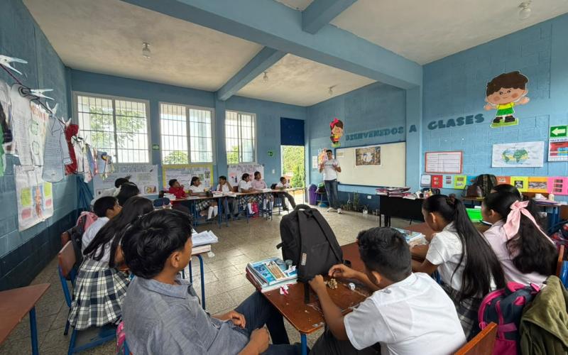 Promueven la diversidad lingüística con taller del idioma K’iche’ en Zacapa. 
